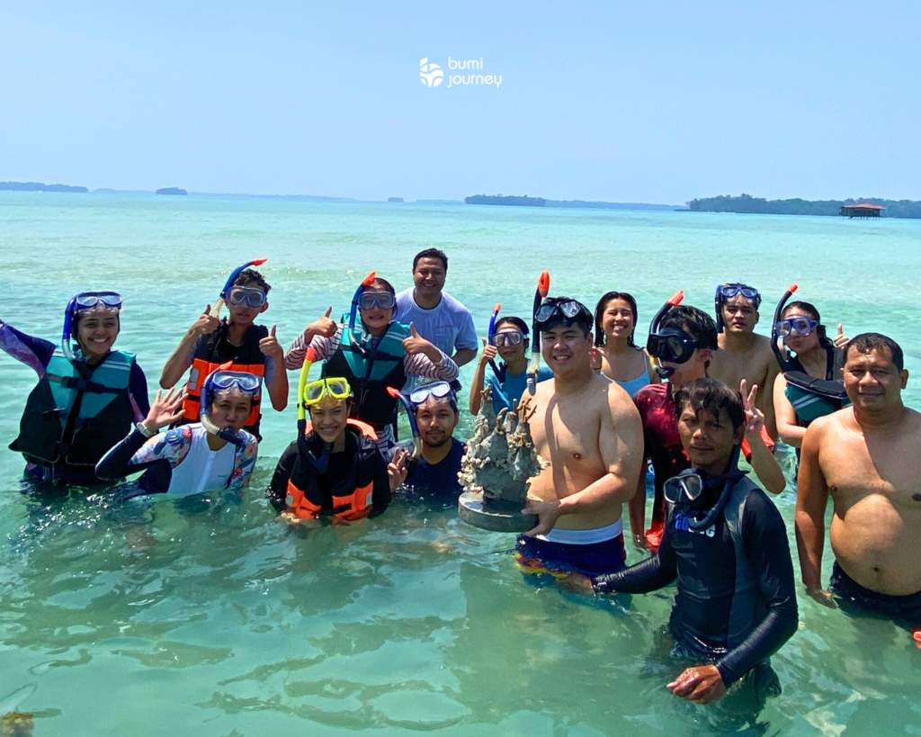 Facing Climate Crisis: Allen & Overy Teams Up with Bumi Journey in Mangrove and Coral Planting