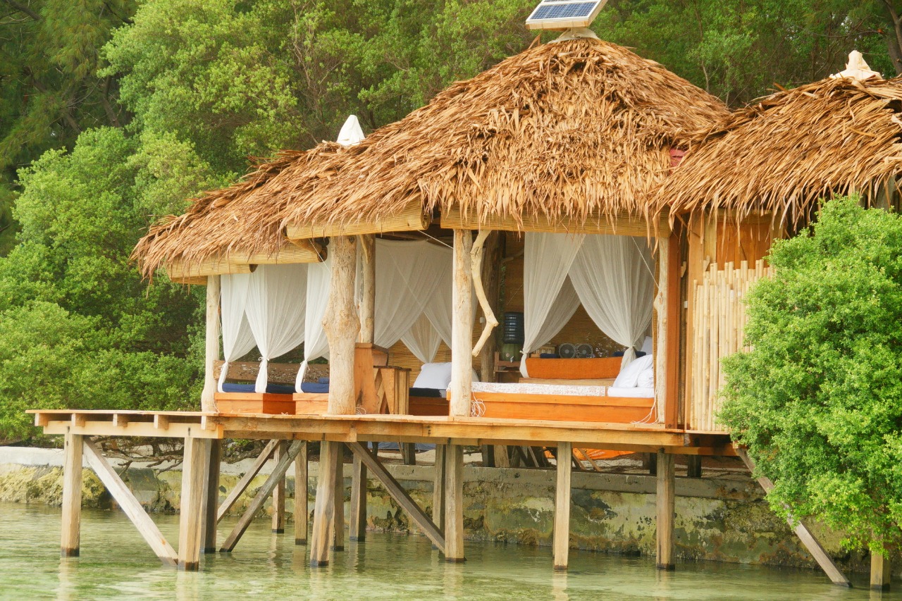 Penginapan Hut di Desa Laguna