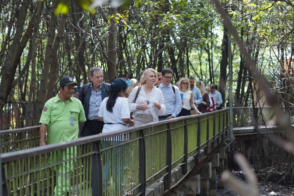 This image has an empty alt attribute; its file name is image-9-1024x682.png